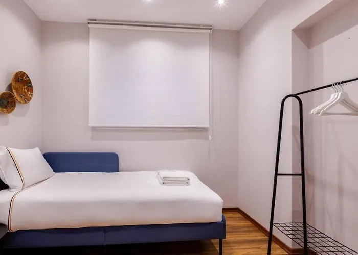 Spacious Modern Airy 4bed2bath Home! #369 Стамбул