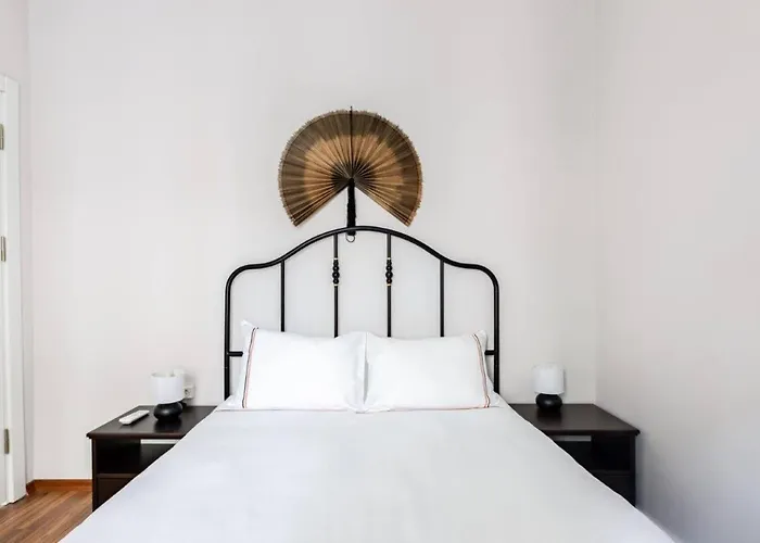 Spacious Modern Airy 4bed2bath Home! #369 * Κωνσταντινούπολη