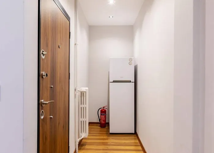 Spacious Modern Airy 4bed2bath Home! #369 Διαμέρισμα Κωνσταντινούπολη