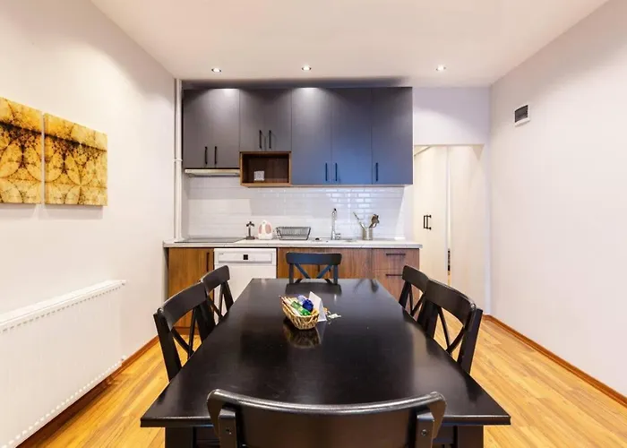 Apartamento Spacious Modern Airy 4bed2bath Home! #369 Estambul