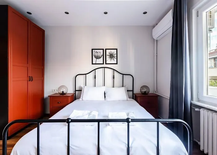 Spacious Modern Airy 4bed2bath Home! #369 Apartamento Estambul